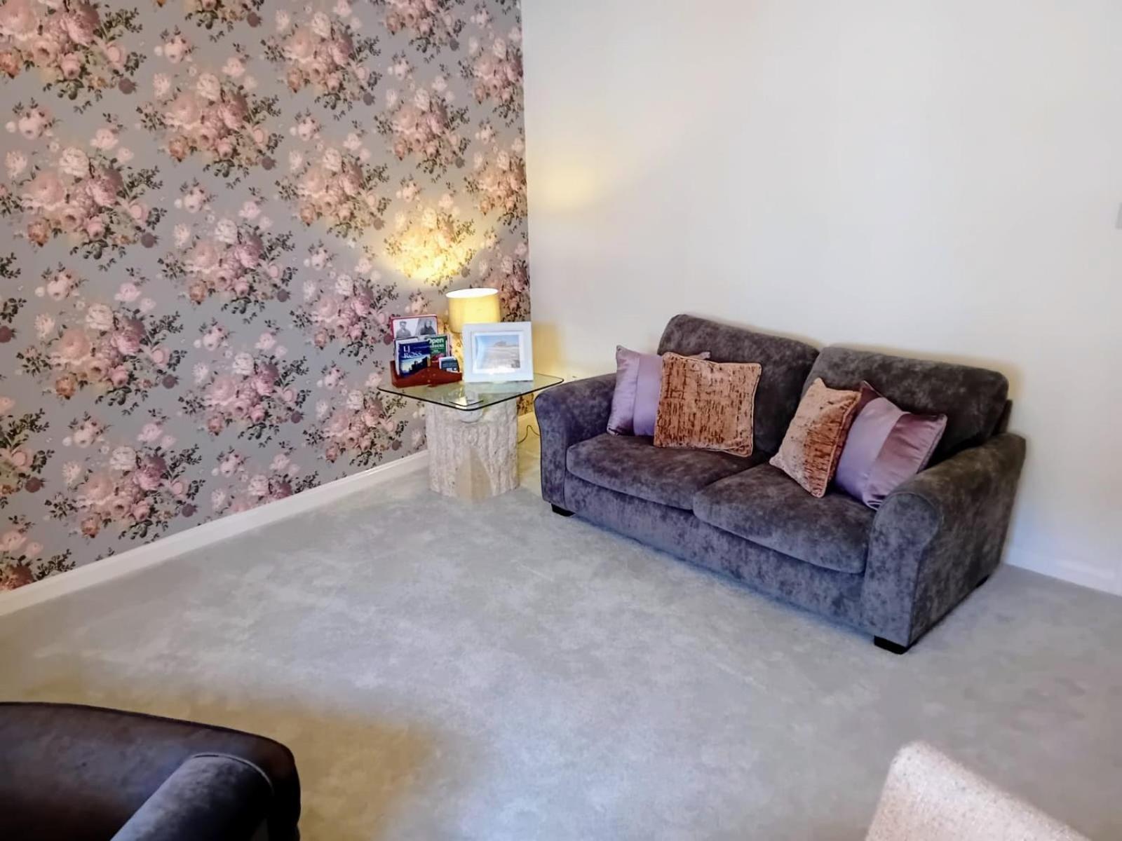 Alnwick Town Centre Apartment Bagian luar foto